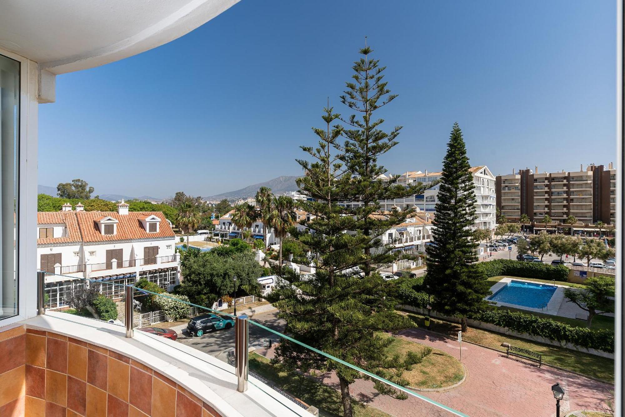 Blonzu Dominicana Fuengirola Zewnętrze zdjęcie